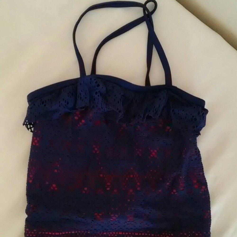 Swimsuit - Picture 3 of 6